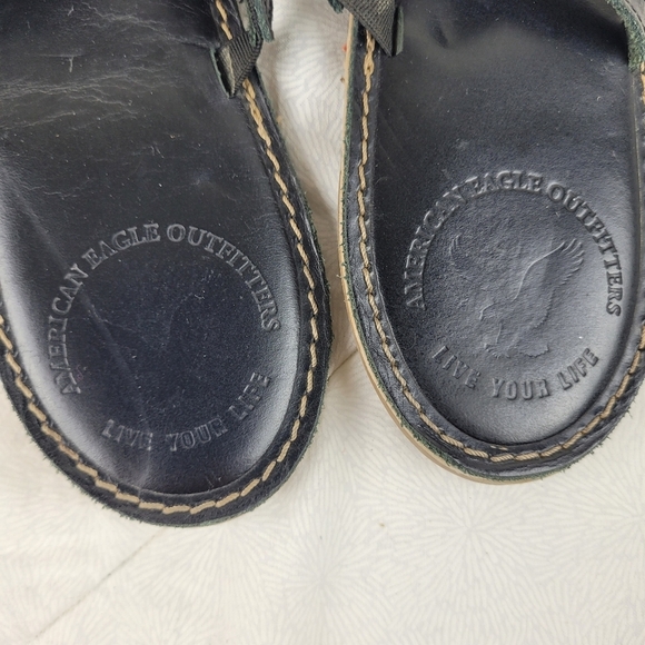 American Eagle Outfitters black leather thong sandals silver logo beach edgy 7.5 - Picture 3 of 8